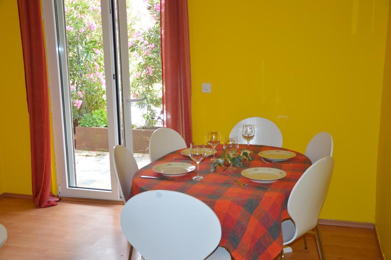 Apartment Lana Vrsar Buitenkant foto